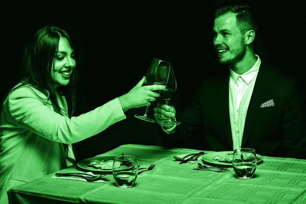 Abendessen im Dunkeln