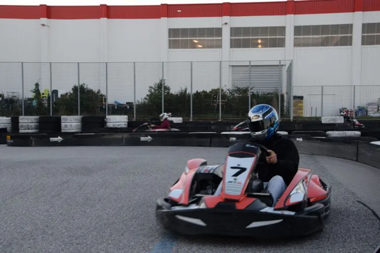 Karting Junggesellenwoche Aktivität Junggesellenwochenende