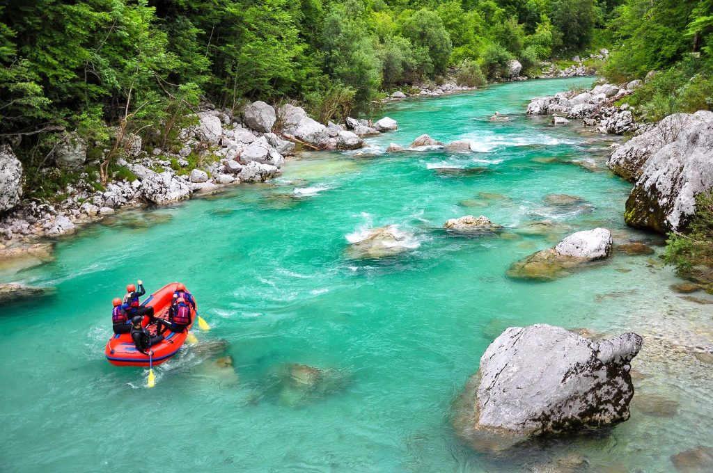 simple Lokalni rafting Bovec